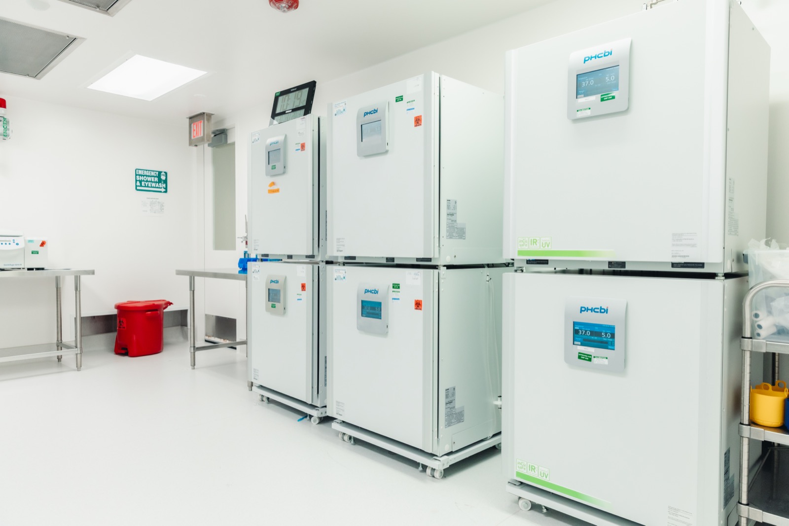 Made Scientific GMP cleanroom